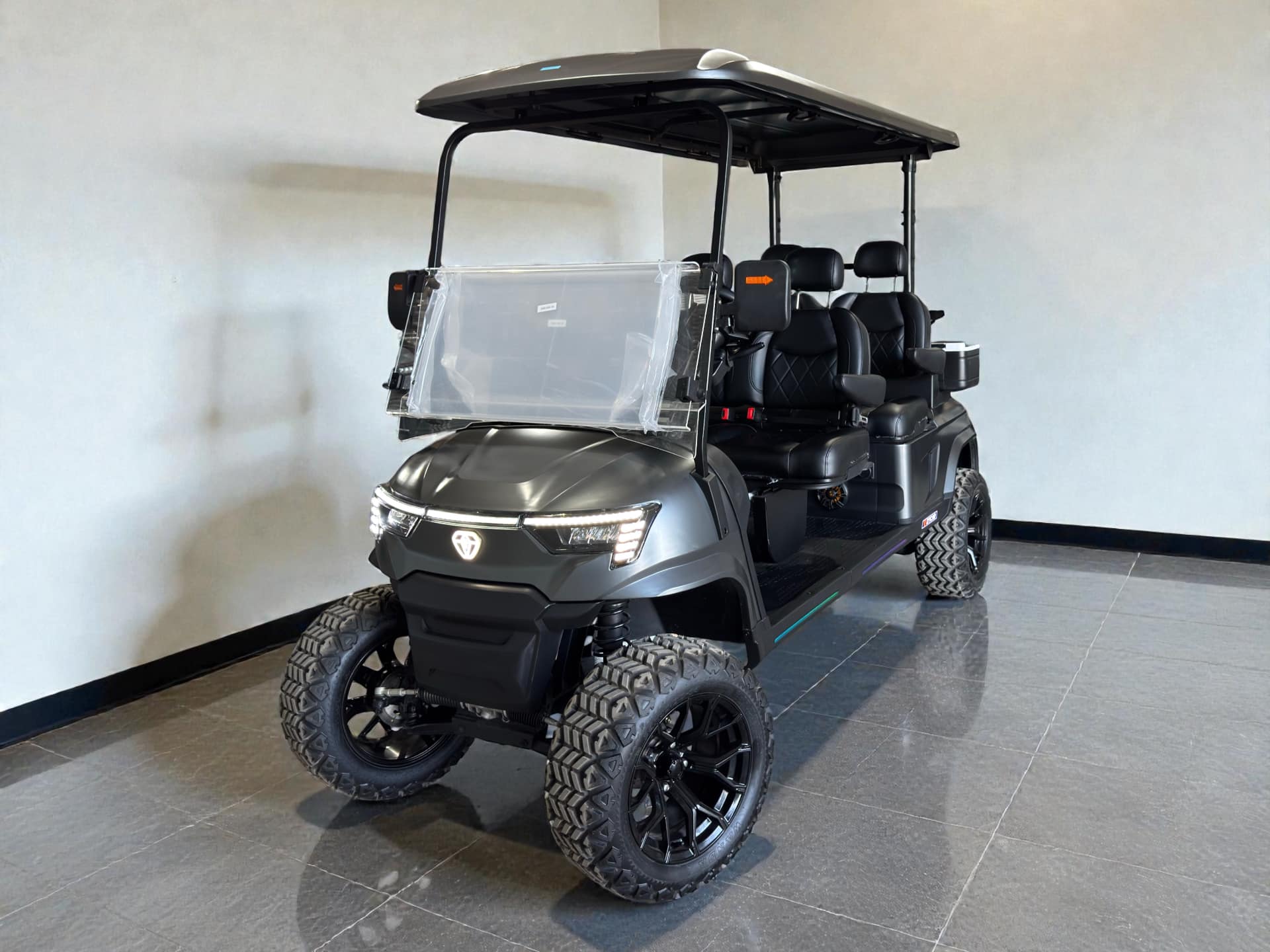 4-seater golf cart view 1
