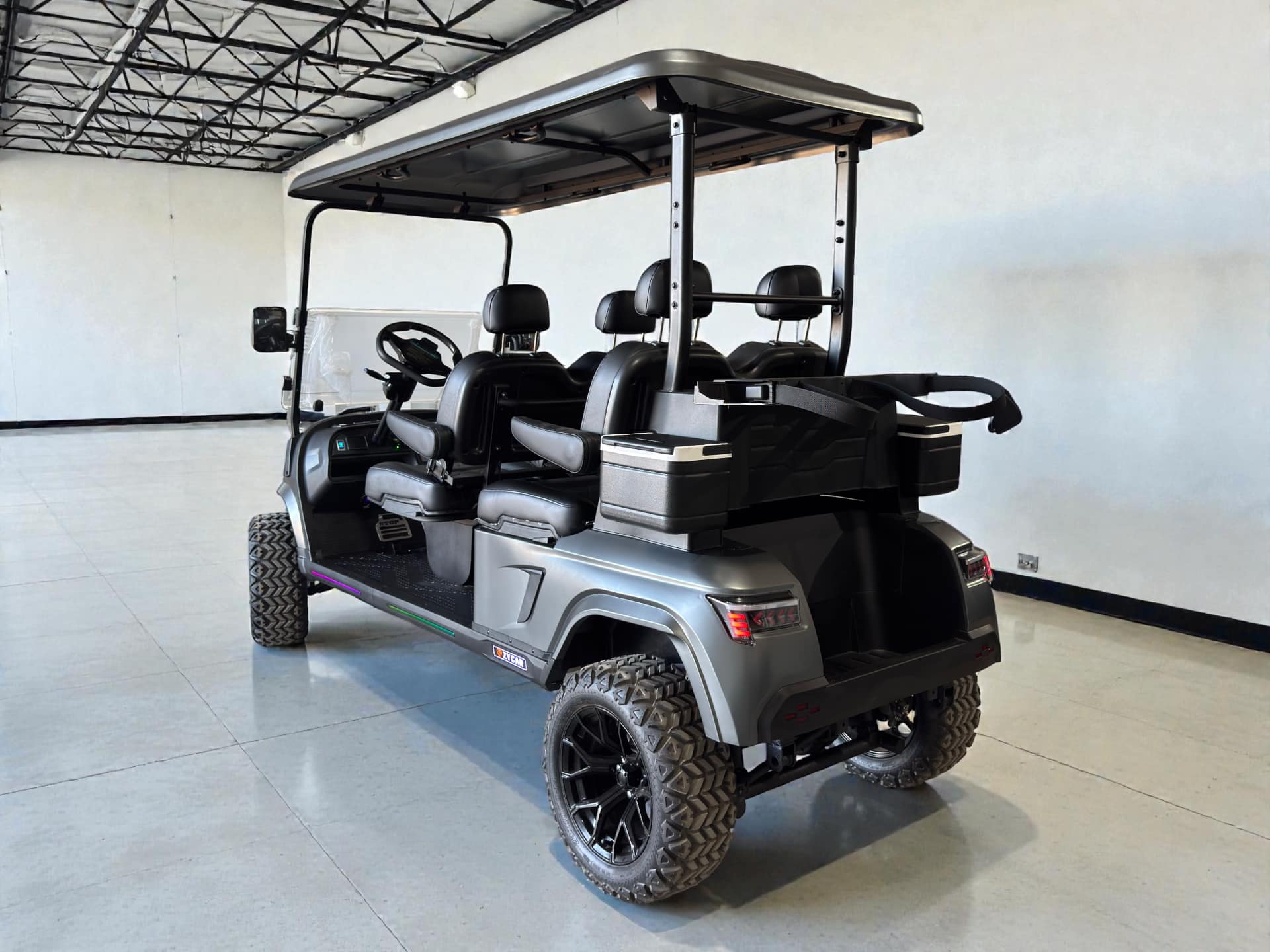 4-seater golf cart view 5