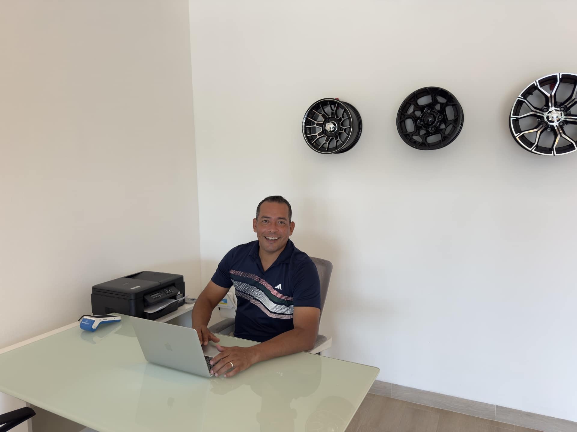 Karim — Atención al Cliente at Zycar Baja